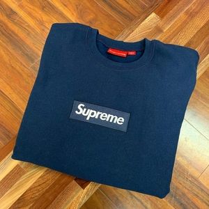 Supreme crewneck